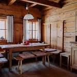 Chalet Zirbenhuette