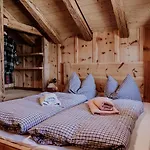 Zirbenhuette Chalet Abtenau