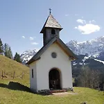Chalet Zirbenhuette