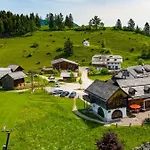 Zirbenhuette *