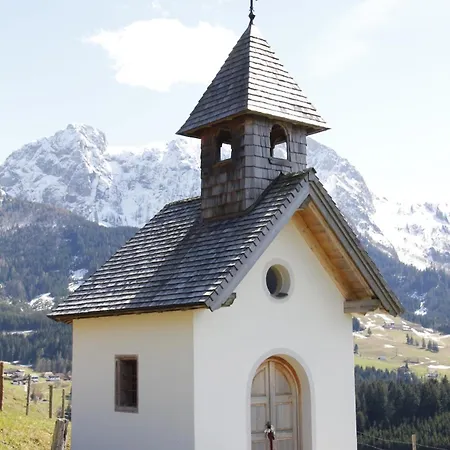 Zirbenhuette * Abtenau