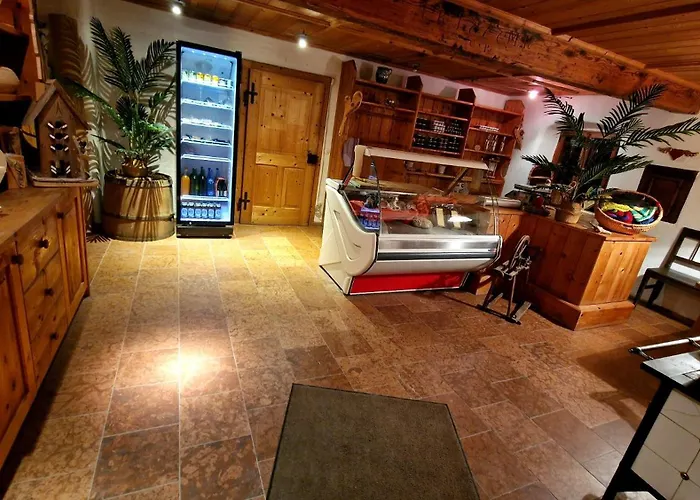 Zirbenhuette 샬레 압티나우